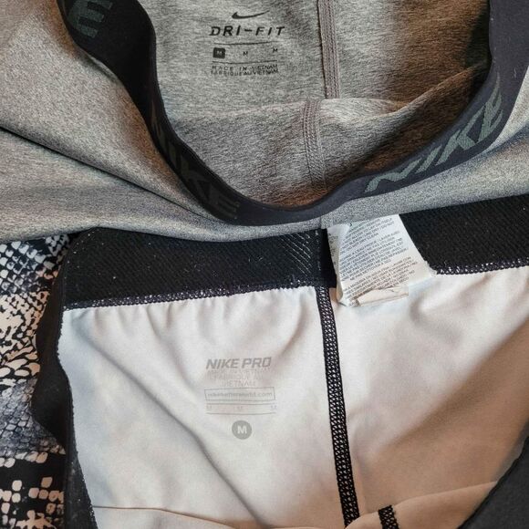 2 Pairs Women's M Nike Capri Leggings Mid Rise Gray Snakeskin workout running - Picture 4 of 4